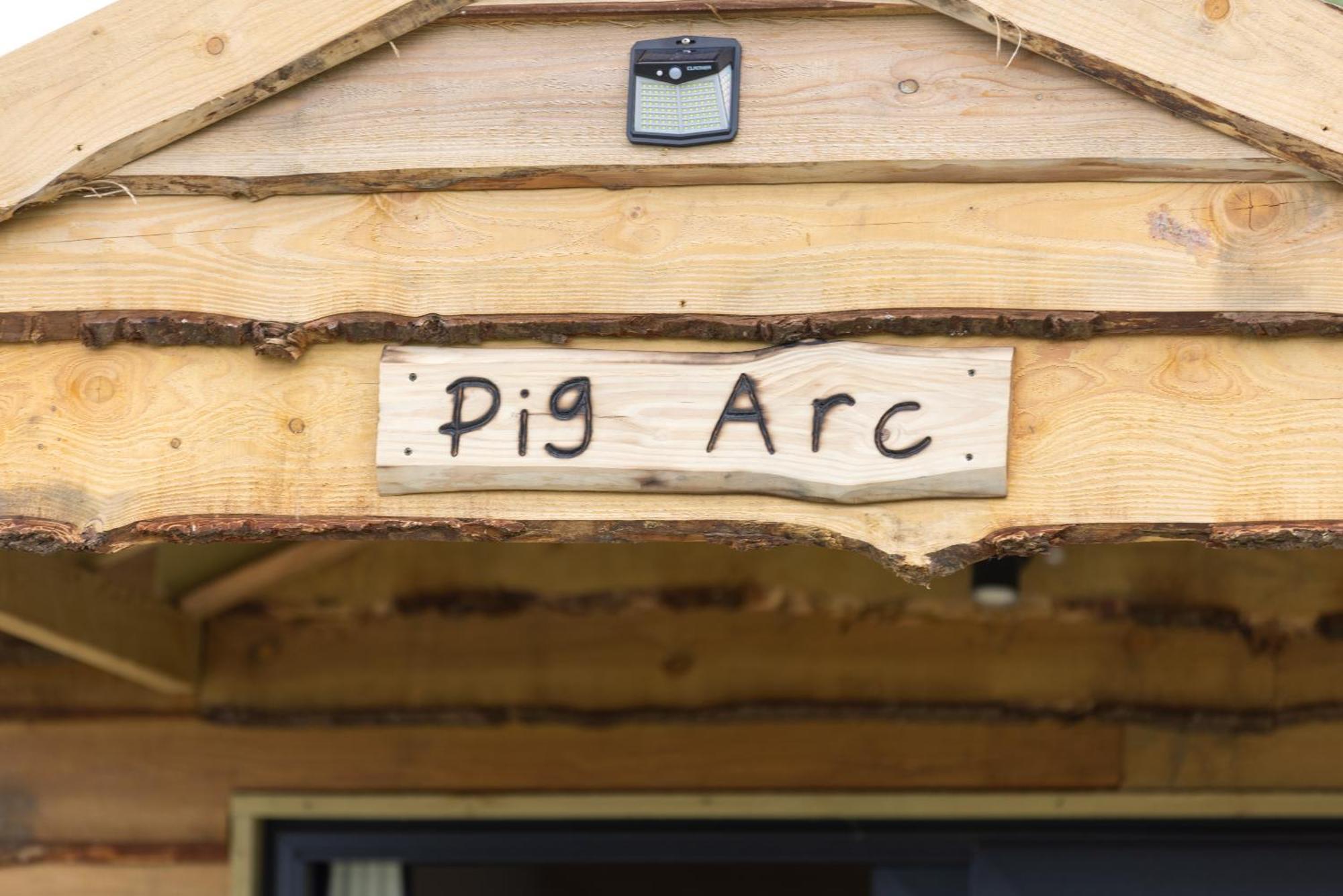 The Pig Arc *